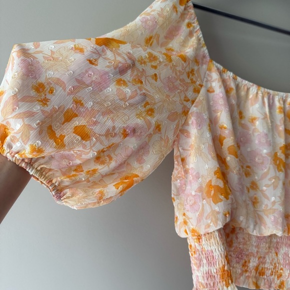 LUSH FLORAL PRINT SMOCKED WAIST PUFF SLEEVE TOP MANGO PINK FLORAL LARGE - Picture 4 of 6